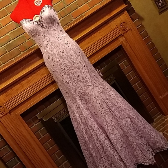 NWOT M Mori Lee lilac lace strapless corset gown - Picture 2 of 7